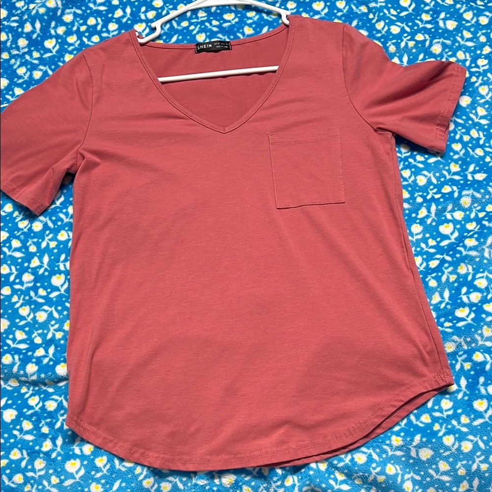 Women's V-Neck Pocket Tee